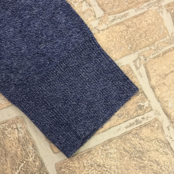 Mens L Croft & Barrow light weight blue sweater - Picture 5 of 6